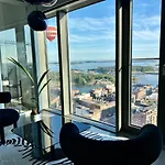 100m2 Luxury Skyscraper With Amazing View Over Appartement