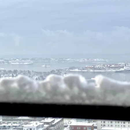 100m2 Luxury Skyscraper With Amazing View Over Apartament Helsinki