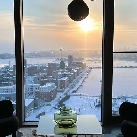 100m2 Luxury Skyscraper With Amazing View Over *