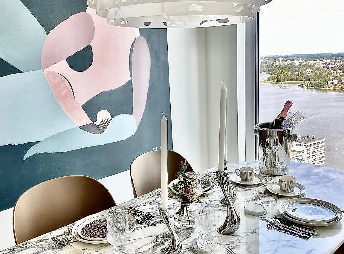 Апартаменты 100m2 Luxury Skyscraper With Amazing View Over