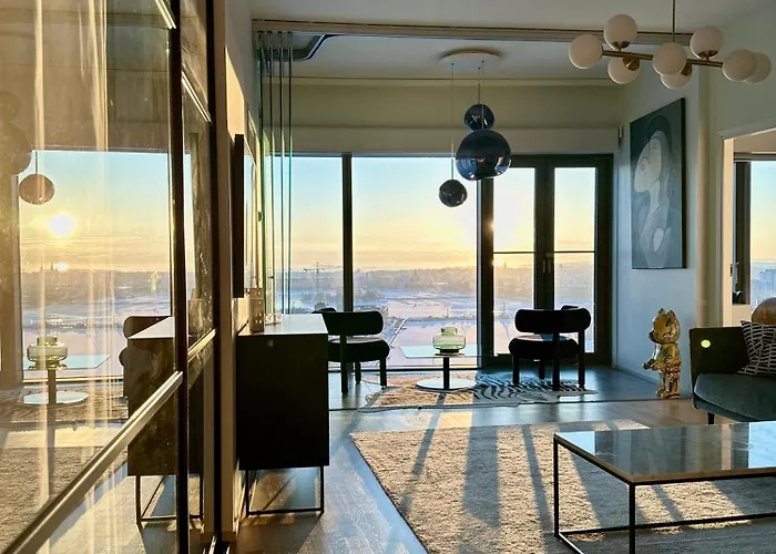 Апартаменты 100m2 Luxury Skyscraper With Amazing View Over