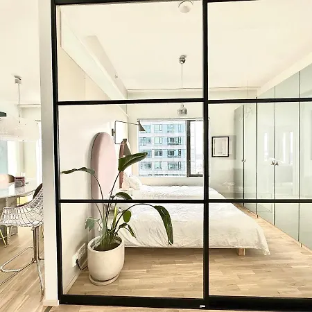 100m2 Luxury Skyscraper With Amazing View Over Lägenhet *
