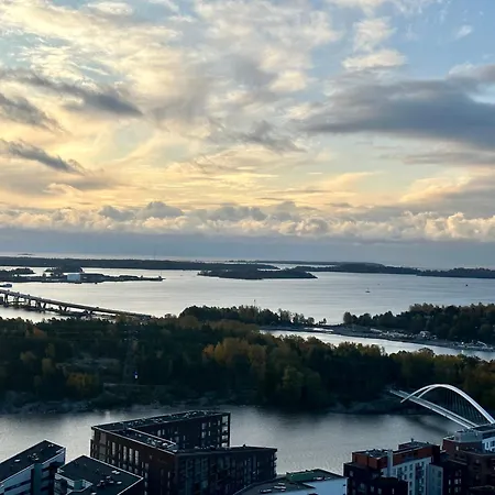 Huoneisto 100m2 Luxury Skyscraper With Amazing View Over *